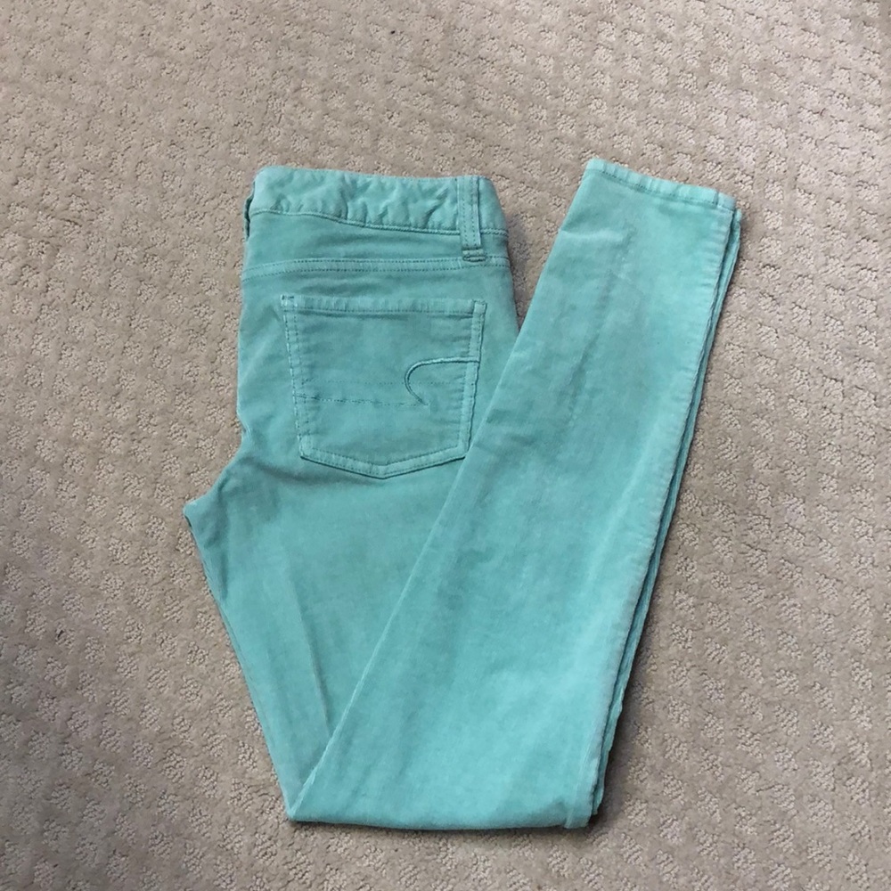 American Eagle turquoise green corduroy jegging.